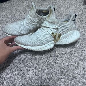Adidas Alphabounce Instinct M Gold sneakers shoes